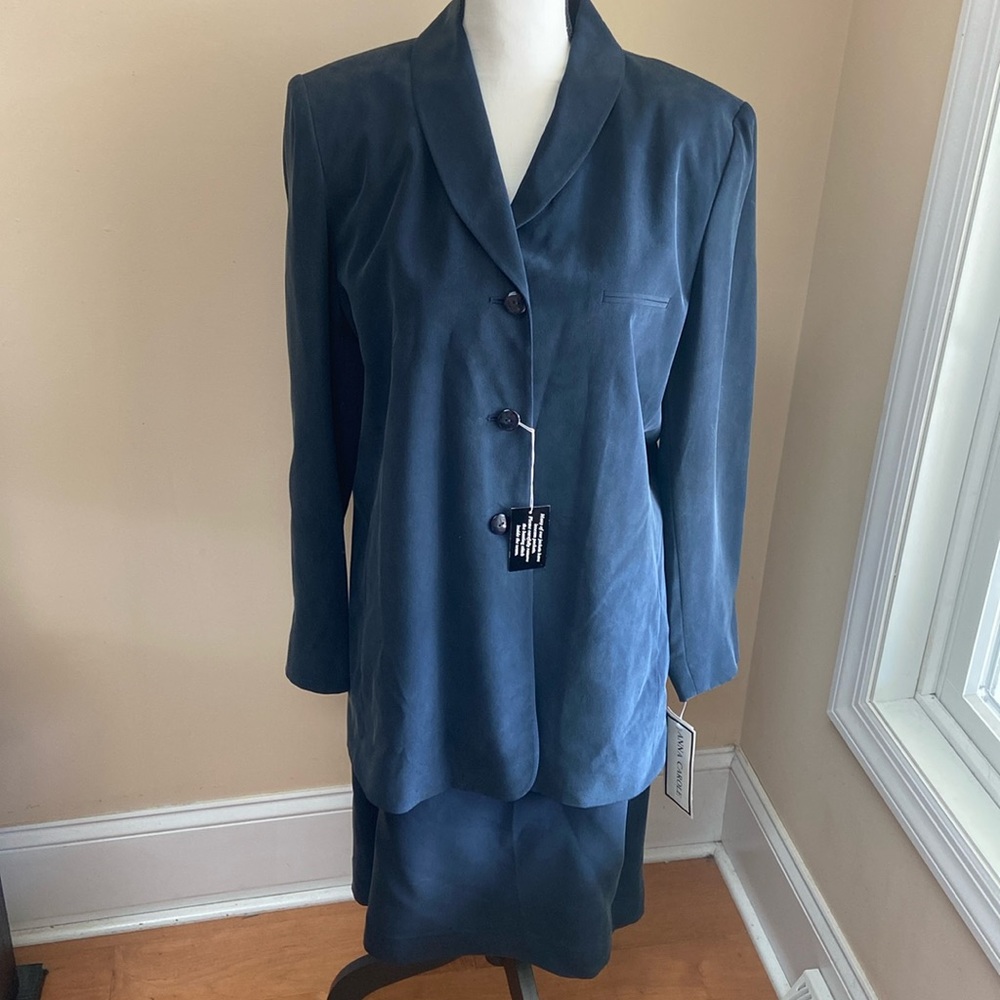 ANNA CAROLE Size 14 100% Silk Navy Suit Lined
